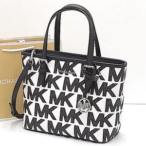 MICHAEL KORS XSMALL CARRYALL CONVERTIBLE TOP ZIP TOTE BAG OPTIC WHITE/ BLACK